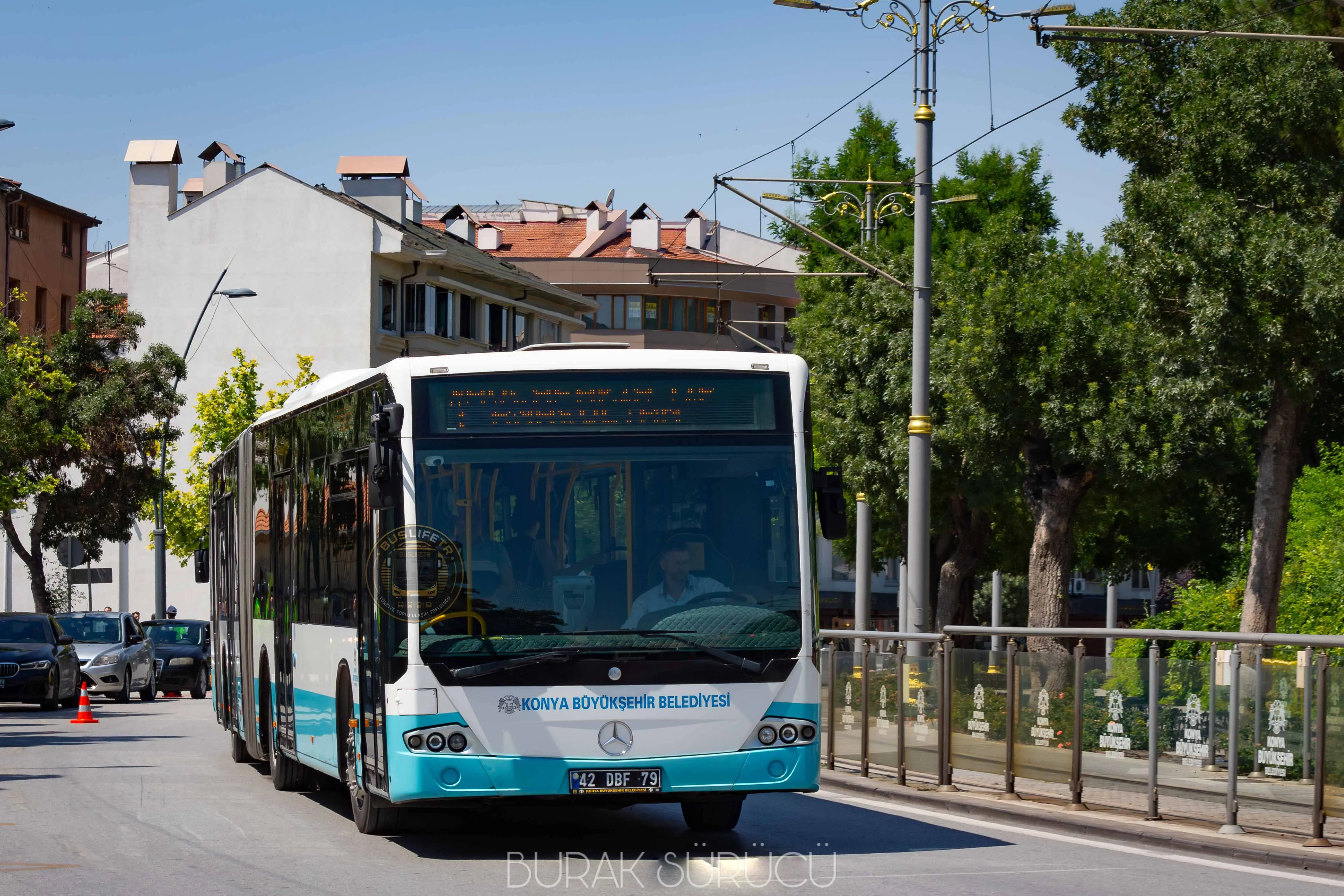 KBB / Mercedes-Benz Conecto II G