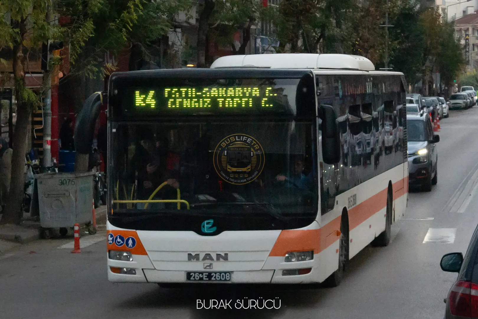 EBB / MAN A37 Lions City NL293 otobüs fotoğrafı 26 E 2608
k4 Yıldız - ESTÜ
Basın Şehitleri Caddesi